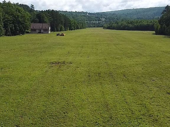 2nd image of 149 Airport Rd