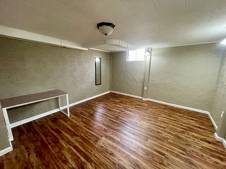 727 Sandusky Dr — Photo 15