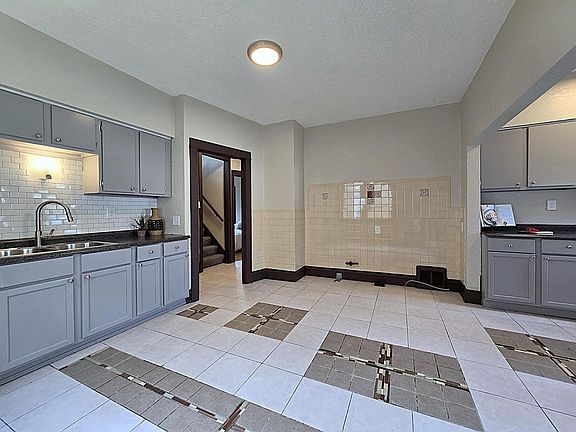 2nd image of 2808 N 37th STREET