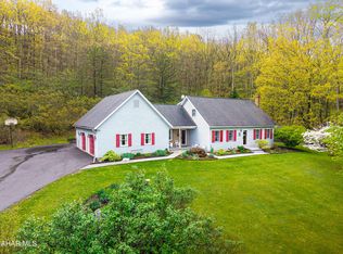 6334 Black Valley Rd, Everett, PA 15537