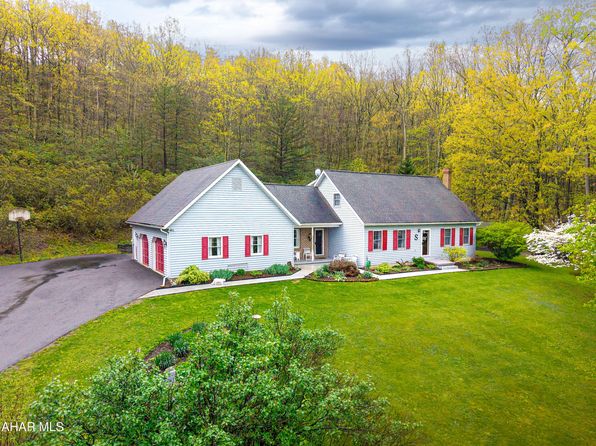 6334 Black Valley Rd, Everett, PA 15537