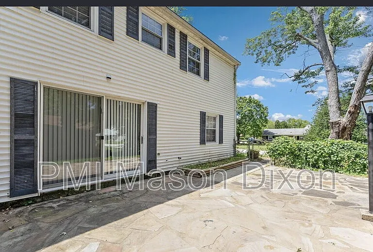 12718 Haskell Ln — Photo 17