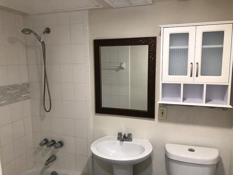 2100 S Wilcrest Dr #121 — Photo 13