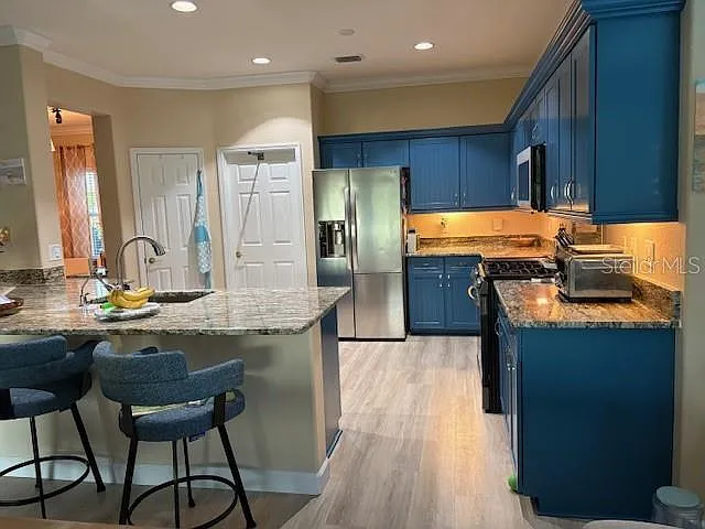 SE 93rd Cir — Photo 10