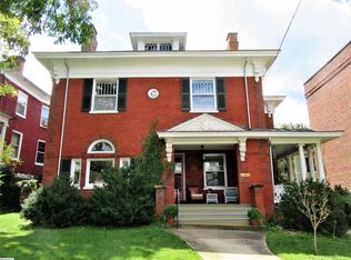 208 E Beverley St, Staunton, VA 24401