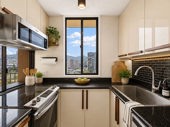 2nd image of 2121 Ala Wai Blvd APT 1203