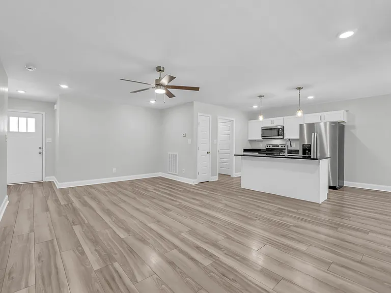 438 Mattingly Dr — Photo 11
