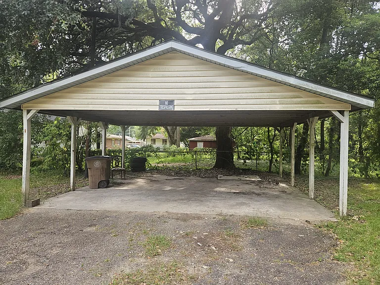 2616 Pollard Ln — Photo 4