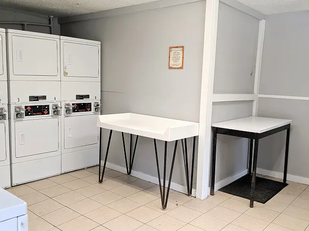 Regal Heights Apartments — Photo 15