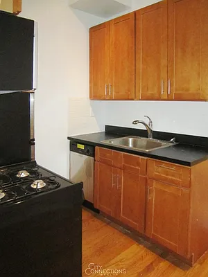 Rented by City Connections Realty | media 25