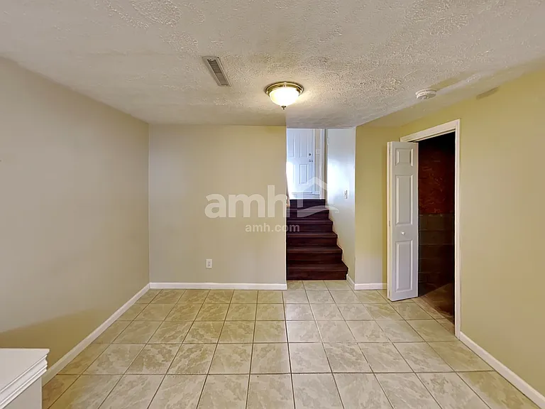 456 Kathryn Dr — Photo 19