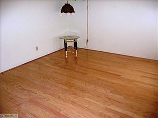 2nd image of 702 Maryland Pl