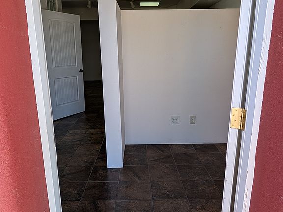 4th image of 1404 Taos St #A
