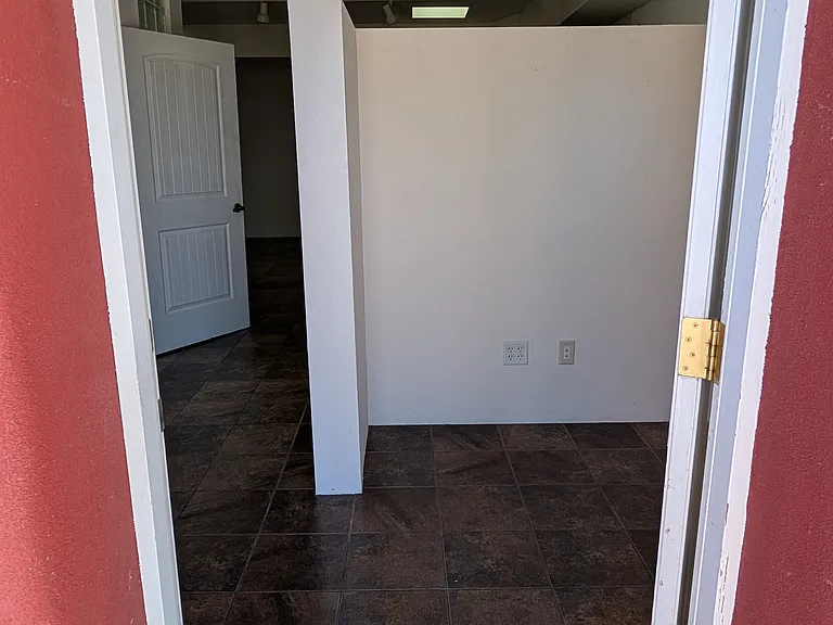 1404 Taos St #A — Photo 4