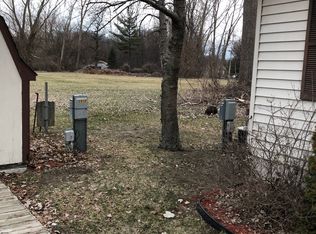 2954 S Lake Beach Dr, Bay City, MI 48706