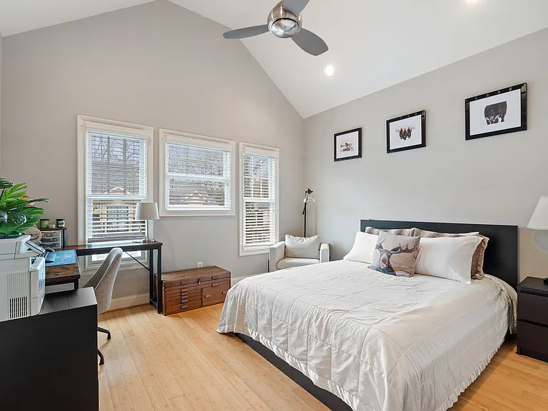 160 Park Pointe Cir #NA — Photo 43
