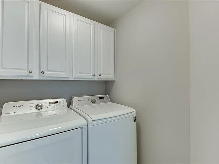 2801 Loftview Sq — Photo 34