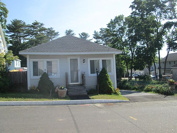 3rd image of 30 W Old Orchard Ave