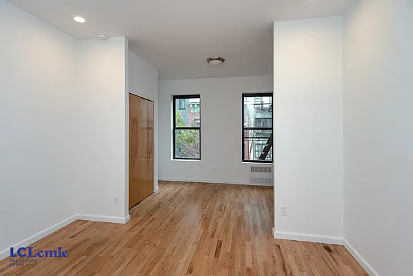 Rented by LC Lemle Real Estate Group | media 14