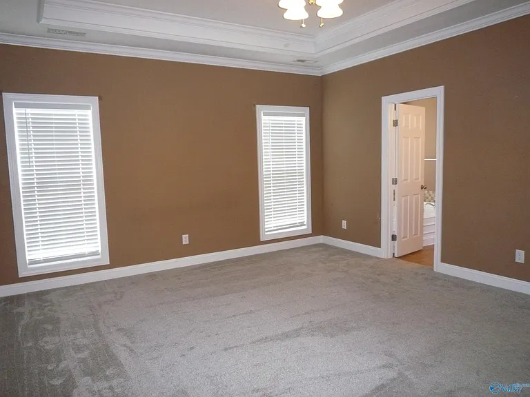 16656 Bellewood Dr — Photo 12