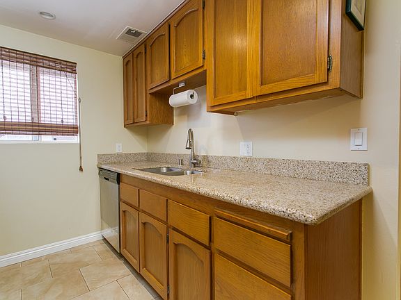 5th image of 10249 Tujunga Canyon Blvd Unit 9