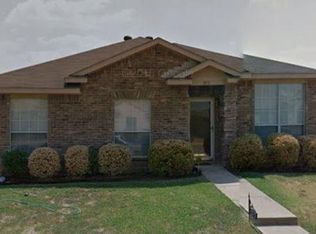 1575 Cedarcrest Cir, Mesquite, TX 75149