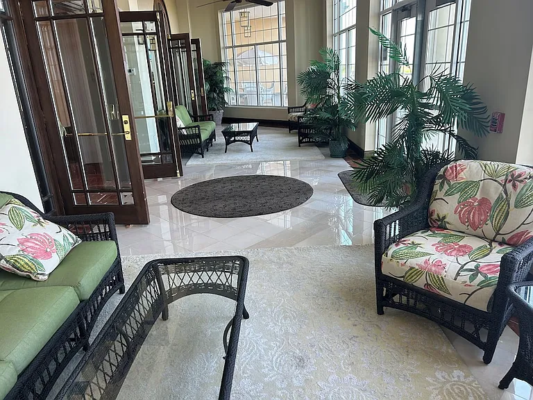 700 Ocean Ave — Photo 18