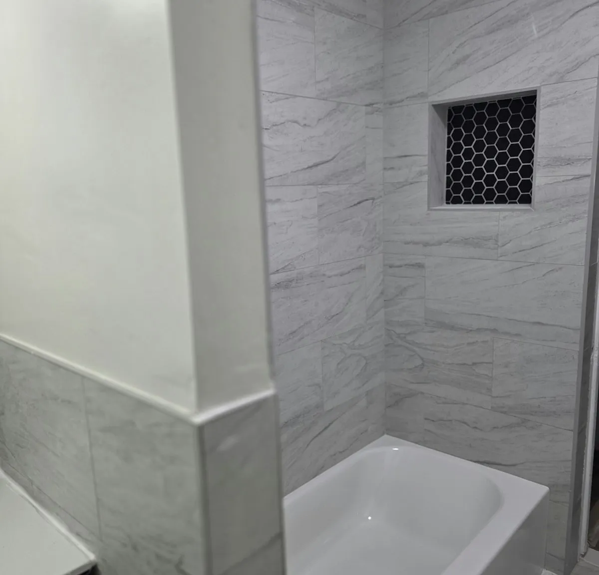 96 Lockwood Avenue, Unit 2 — Photo 1
