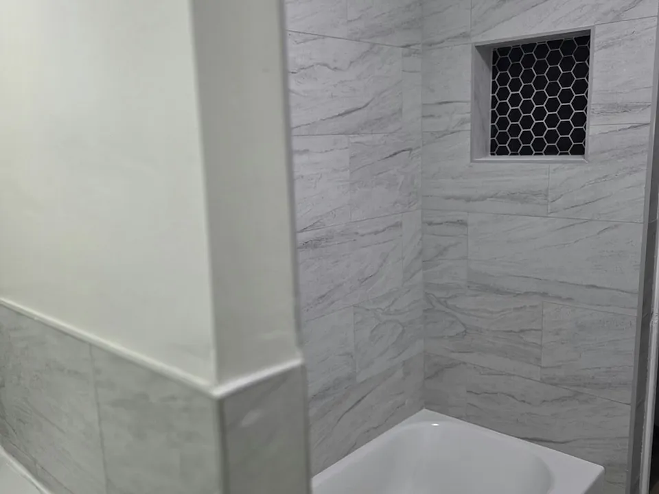 96 Lockwood Ave #2