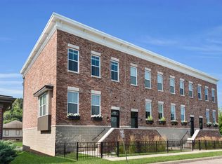 126 Broadway St, Loveland, OH 45140