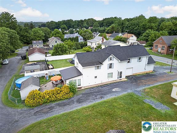 4th image of 2628 Levans Rd