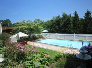 16 Karen Rd, Danbury, CT 06811