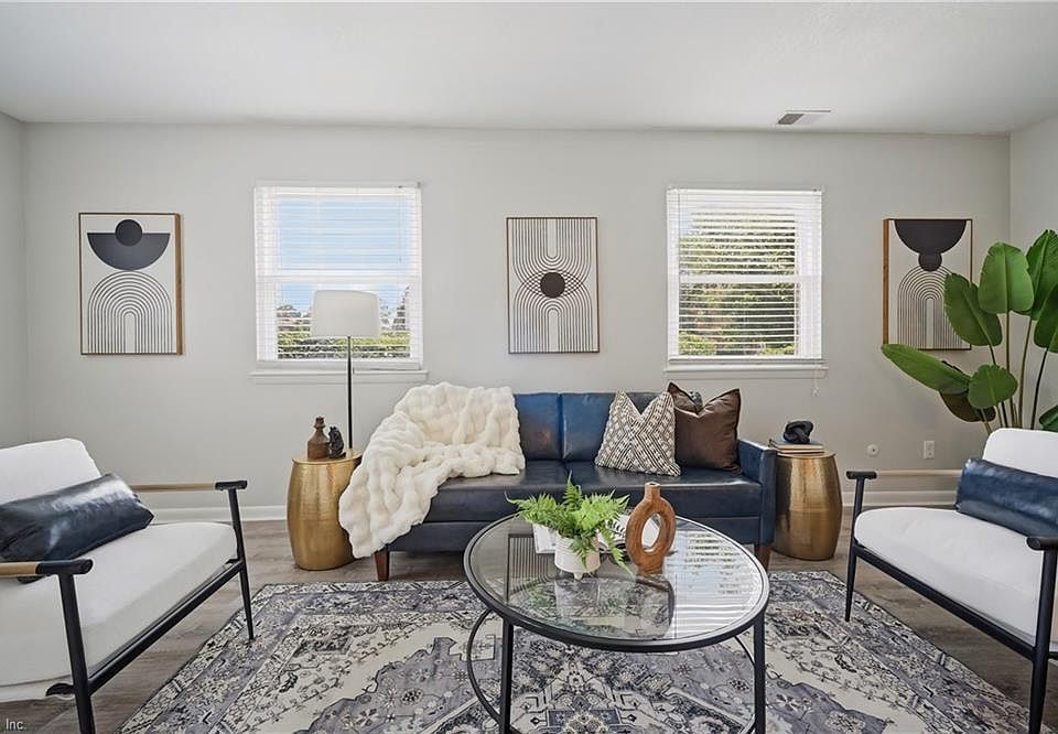 1st image of 747 Tilden Pl