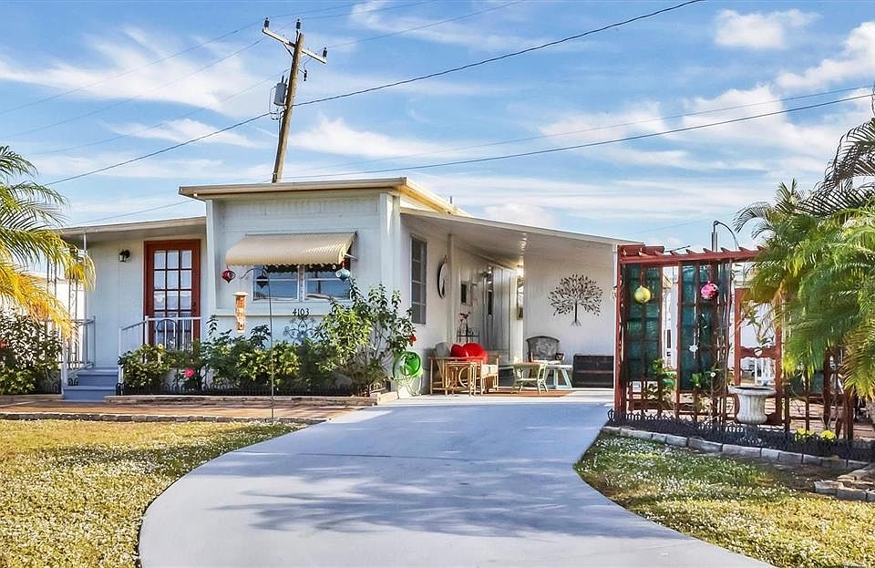 1st image of 4103 12th Street Ct E