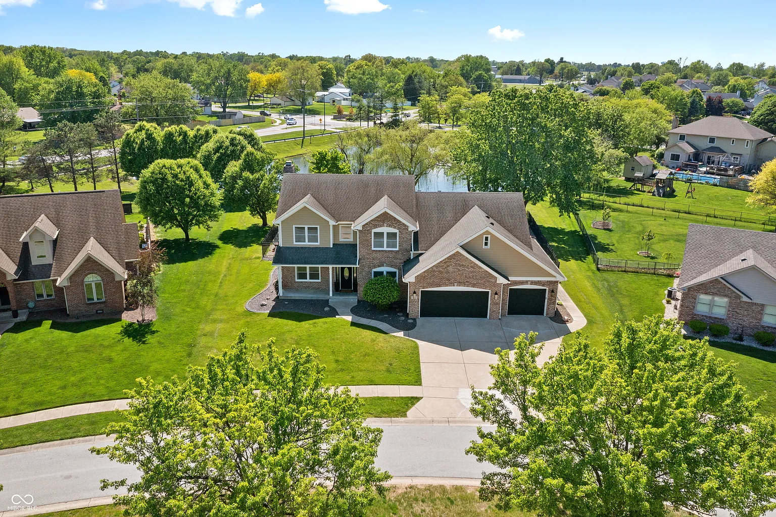 28 Hudson Bay Ln photo 1