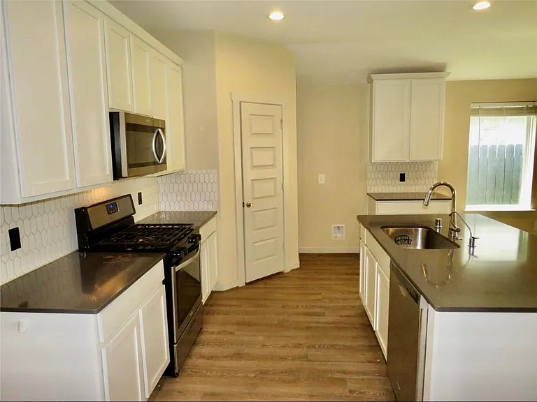 13337 Silver Egret Ln — Photo 3