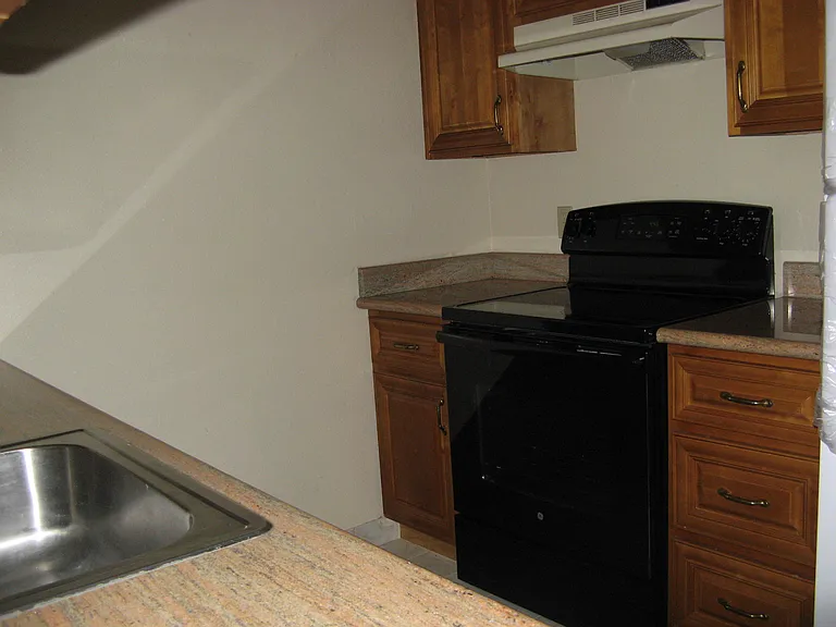 1179 Smith Ave #7 — Photo 7