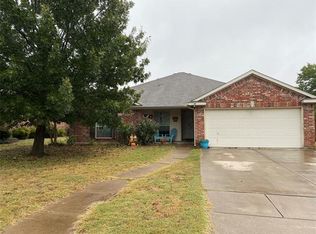 102 Deanna Ln, Weatherford, TX 76087