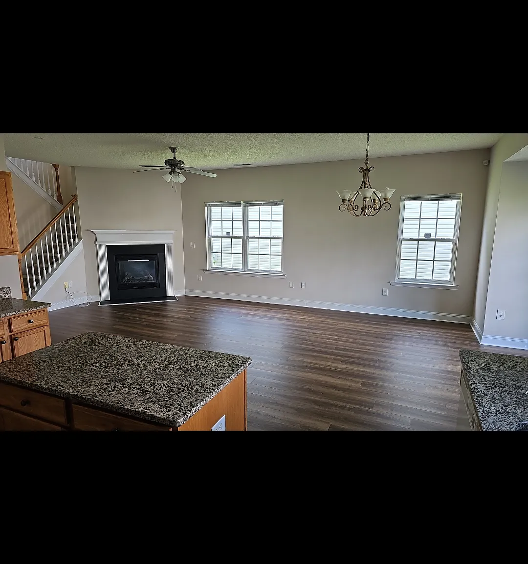 3 bed, 2.5 bath, 1668 sqft, $1,800 — Photo 3