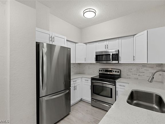 4th image of 23600 Walden Center Dr APT 210