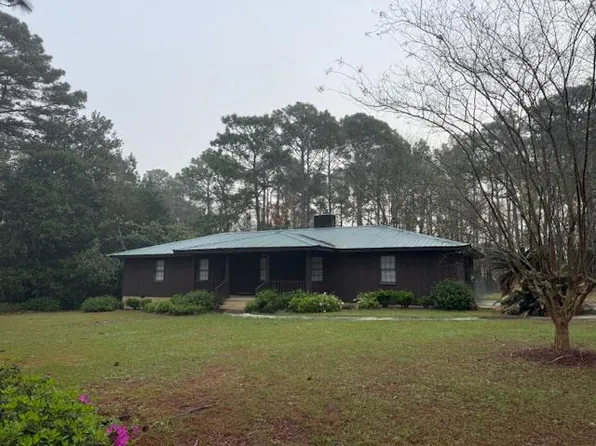 20 Whispering Pines Rd, Tifton, GA 31794