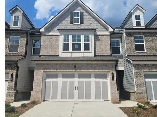 112 E Rope Mille Rd #4, Holly Springs, GA 30115
