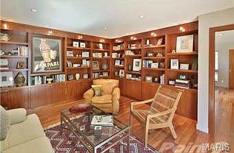 4th image of 1300 Log Cabin Ln