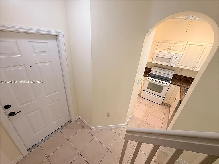 2232 SE 26th Ln #1 — Photo 2