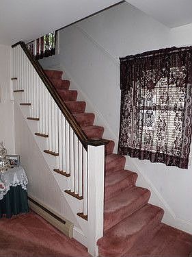 4th image of 83 Moorland Ave