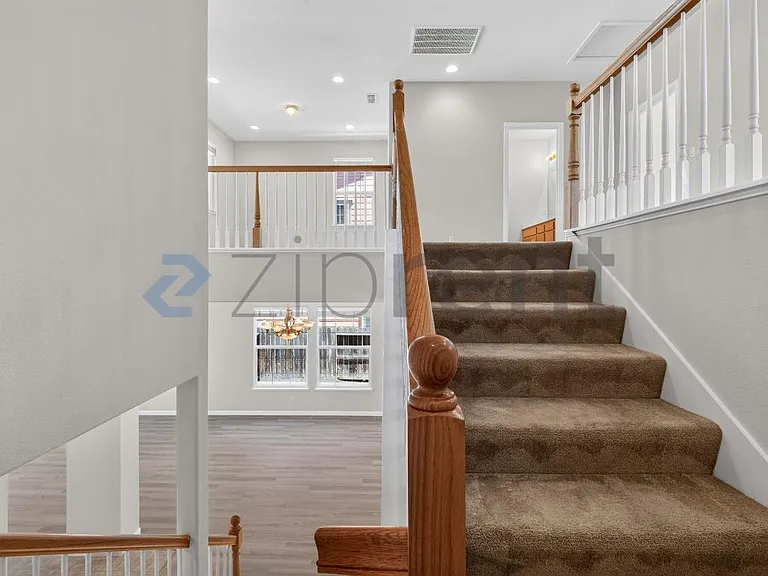 166 Barcelona Dr — Photo 21