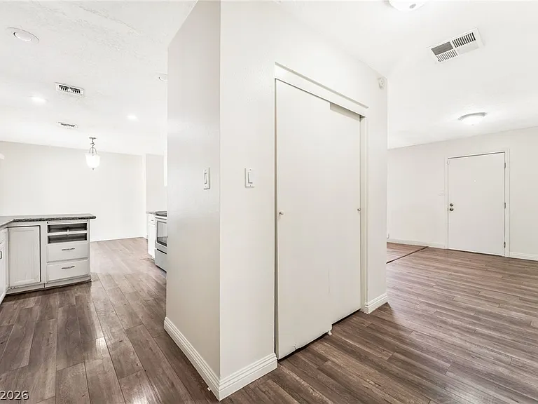 4960 Mohave Ave — Photo 15