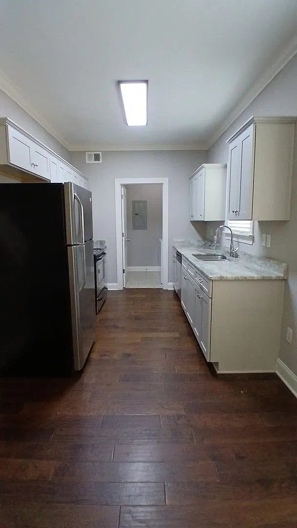 4 Bed/4.5 Bath — Photo 4