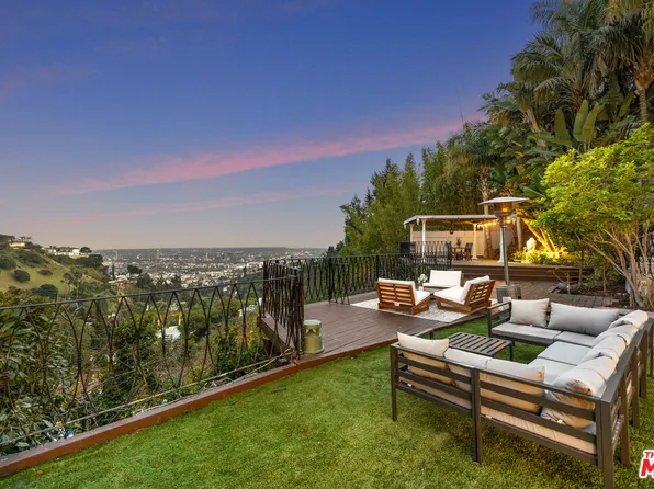 8828 Thrasher Ave, Los Angeles, CA 90069