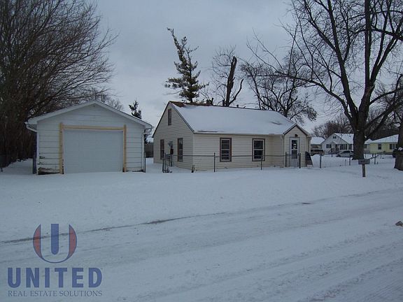 5th image of 601 E 20th St